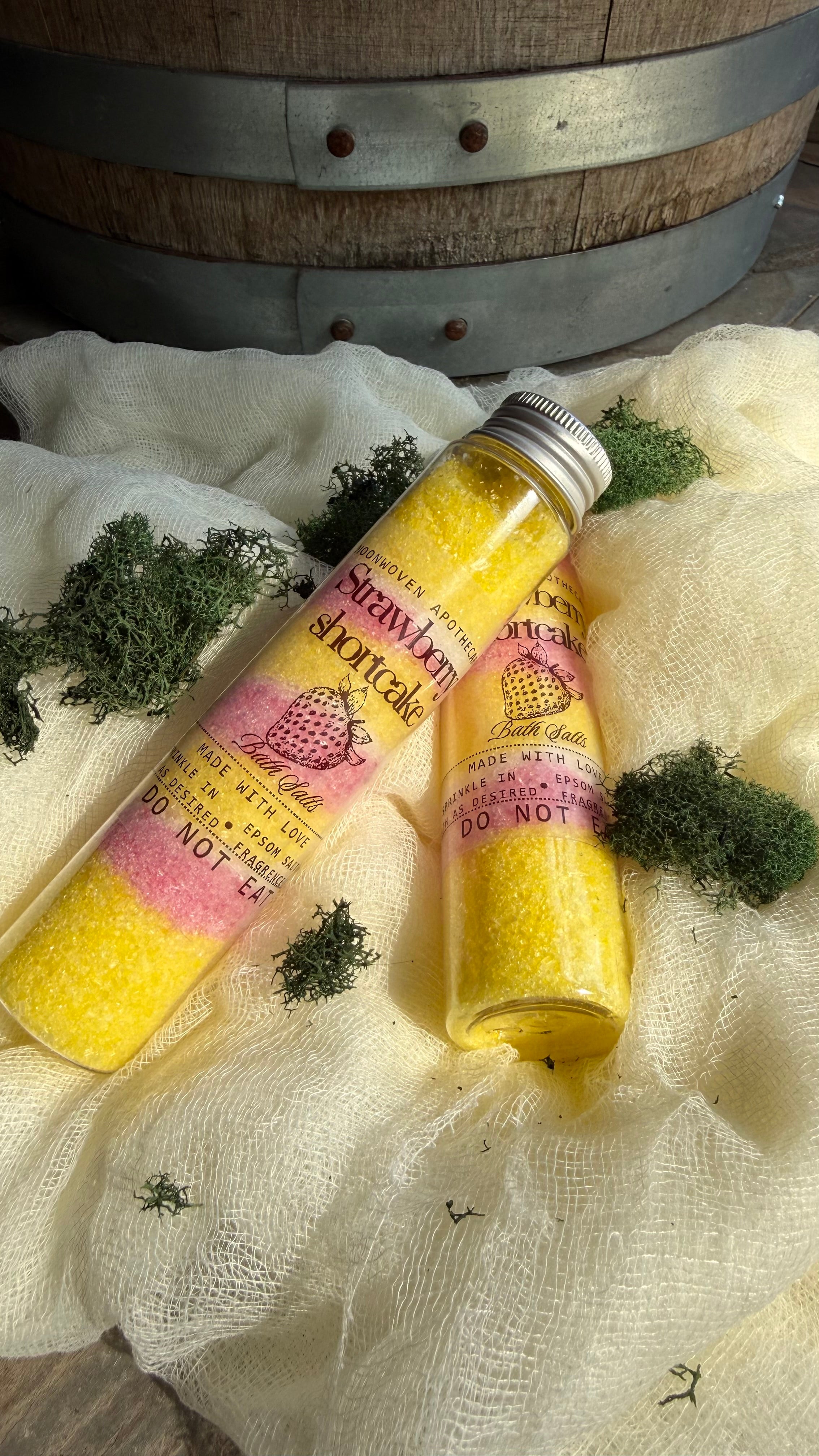 Strawberry shortcake bath salts
